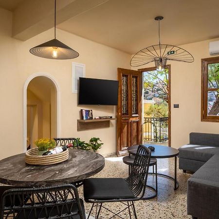 Townhall Apartment Σύμη Εξωτερικό φωτογραφία